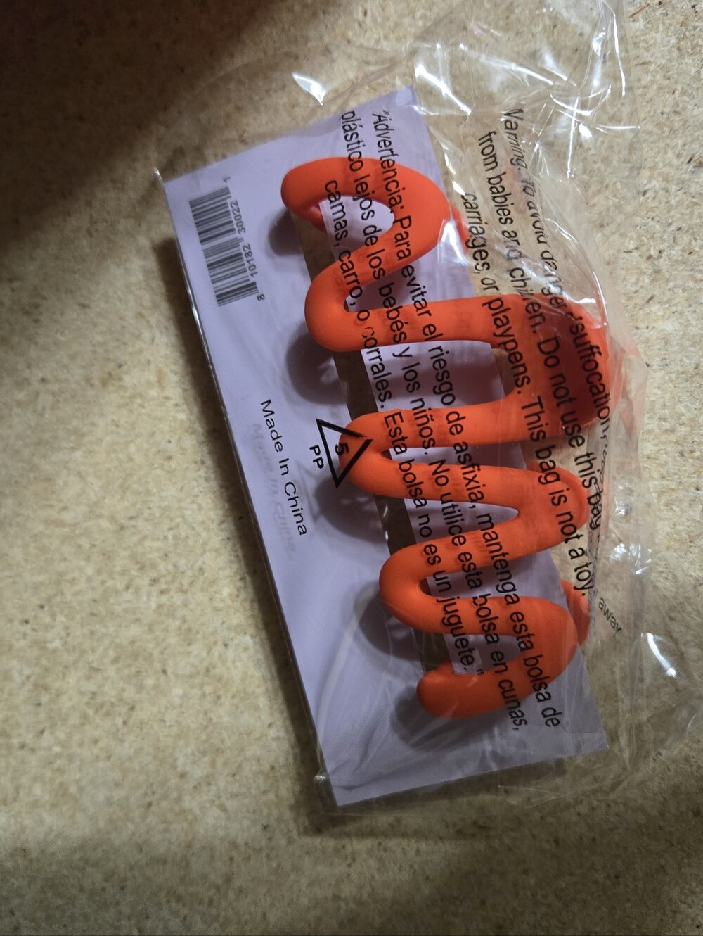 Tower 28 Sunset Red The "W" Claw Clip New In Packaging - Picture 3 of 3